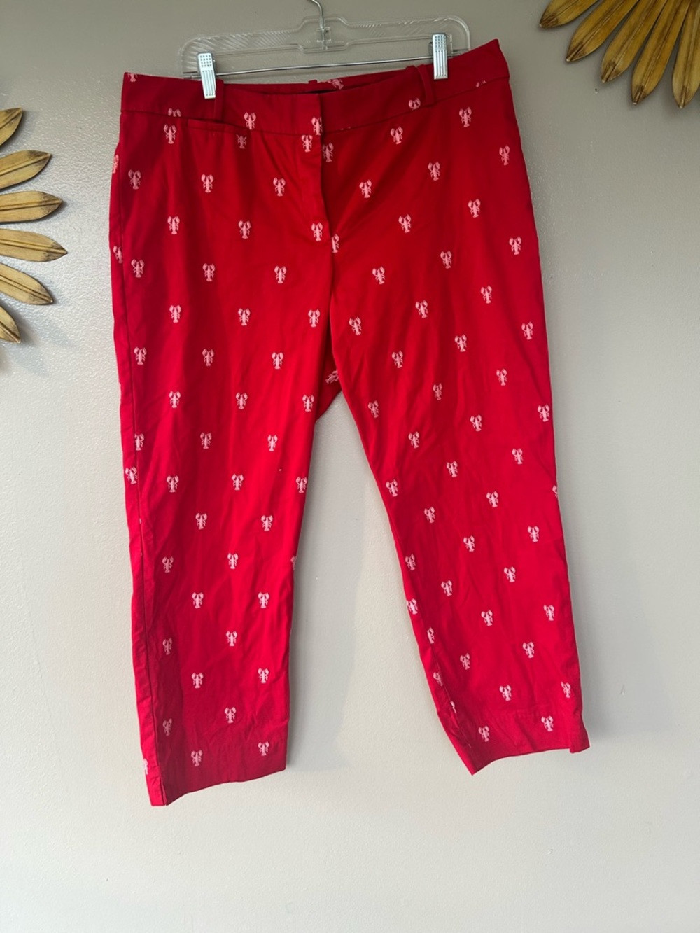 Talbots Red Cropped Pants w/Embroidered Lobster Size 14 EUC Coastal Preppy Vacay